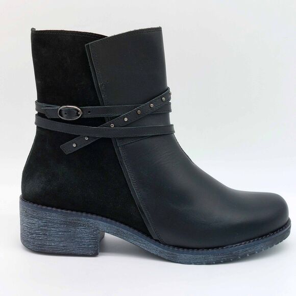 Naot Poet N1Z Black Combo Leather Ankle Boots 41 L10 Block Heel Zip Strap Detail